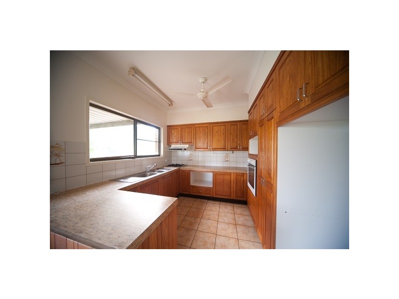 13421 Bruce Highway, Proserpine QLD 4800