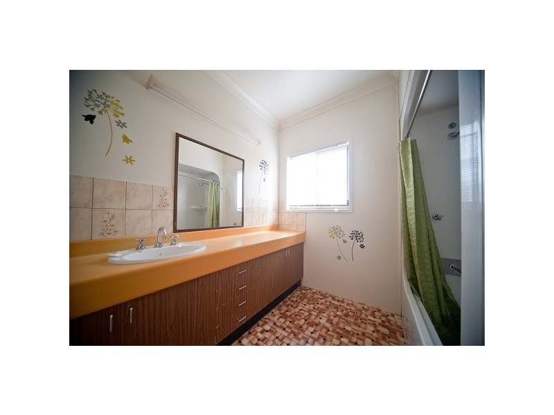 13421 Bruce Highway, Proserpine QLD 4800