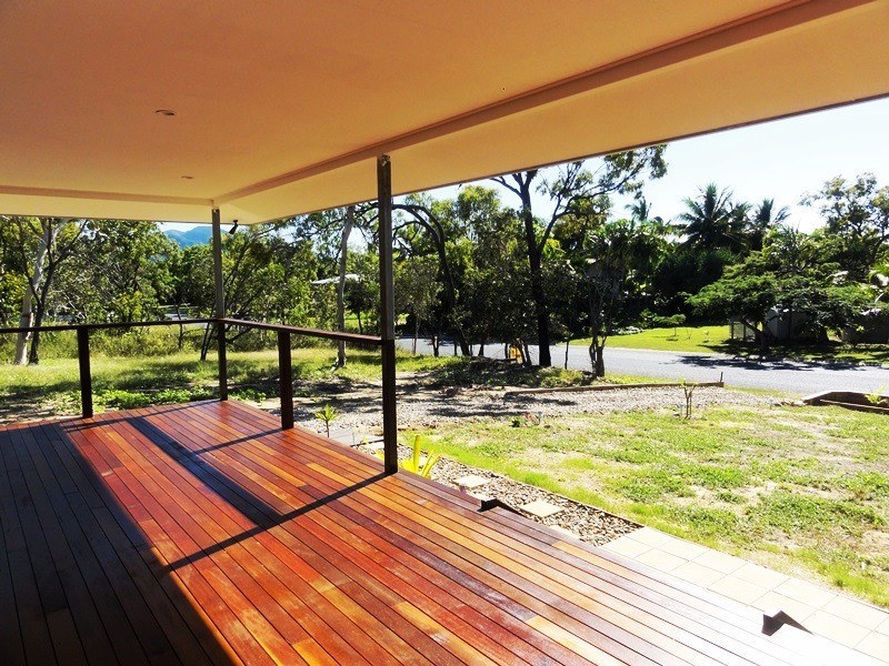 47 Gloucester Avenue, Hideaway Bay QLD 4800
