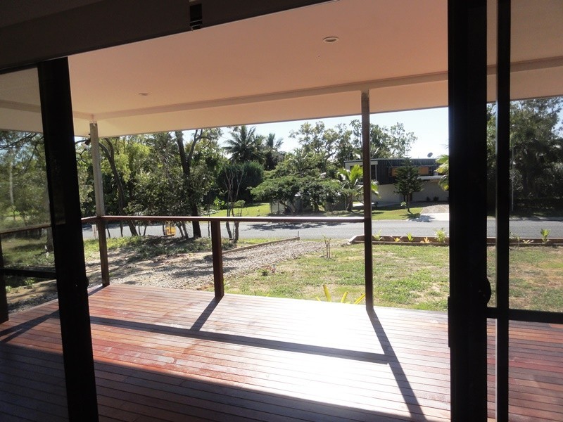 47 Gloucester Avenue, Hideaway Bay QLD 4800
