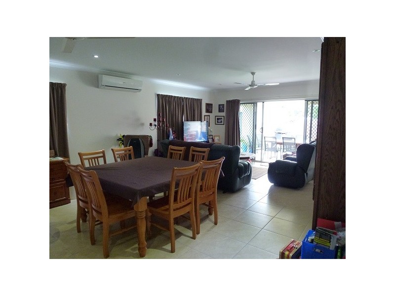 32 Hansen Dr, Proserpine QLD 4800