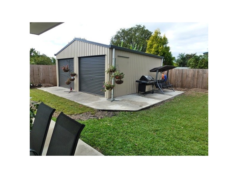 32 Hansen Dr, Proserpine QLD 4800