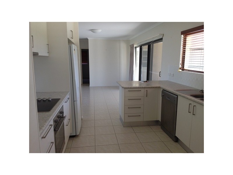 18 Damson Crescent, Proserpine QLD 4800