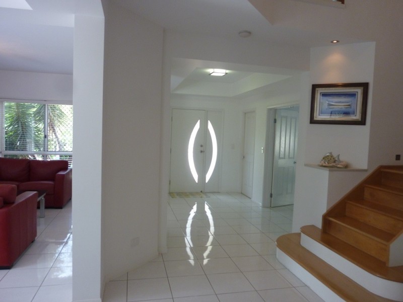 Cnr Moonlight Drive and Sunset Dr, Jubilee Pocket QLD 4802