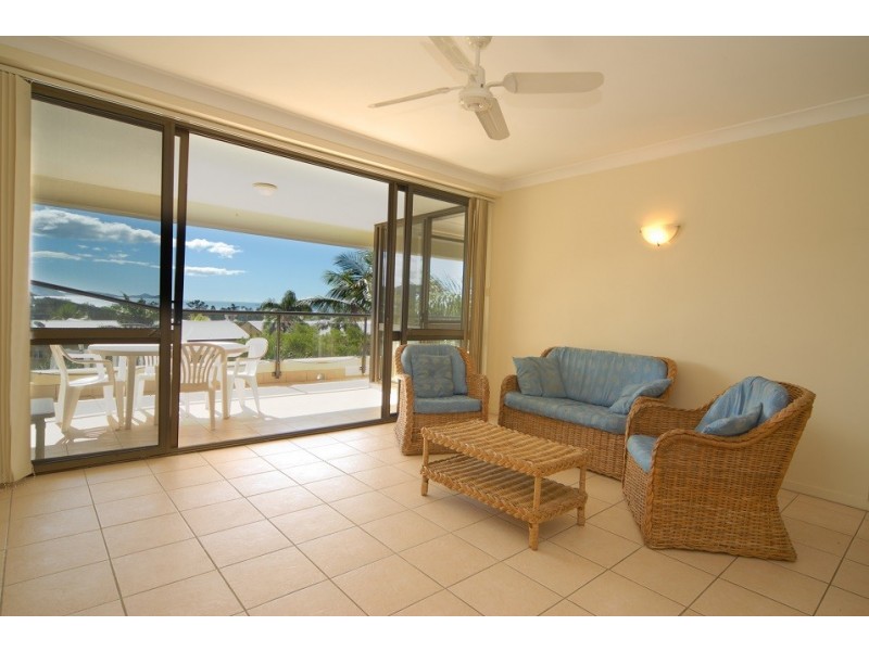 24 / 2 Eshelby Dr, Cannonvale QLD 4802