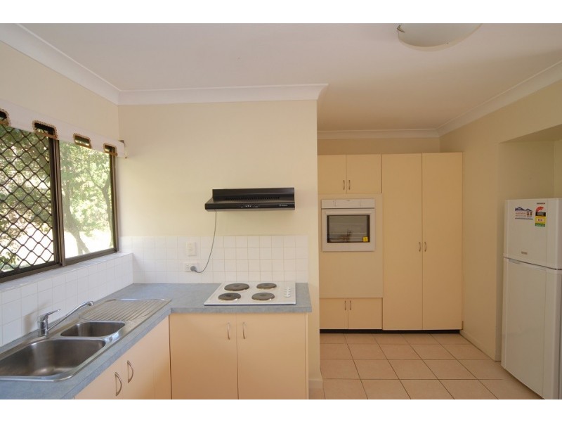 24 / 2 Eshelby Dr, Cannonvale QLD 4802