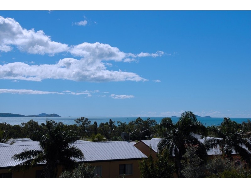 24 / 2 Eshelby Dr, Cannonvale QLD 4802