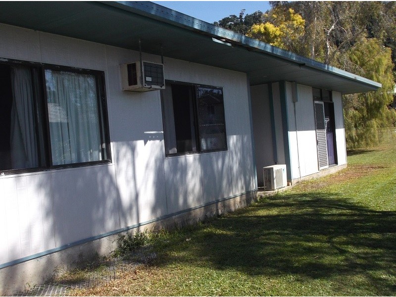 6 O’hanlon Crescent, Proserpine QLD 4800