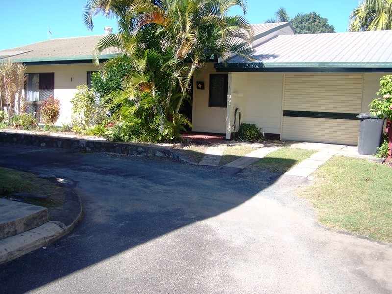 2/112 Main, Proserpine QLD 4800