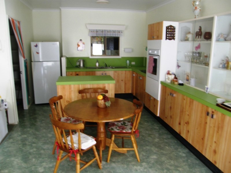 2/112 Main, Proserpine QLD 4800