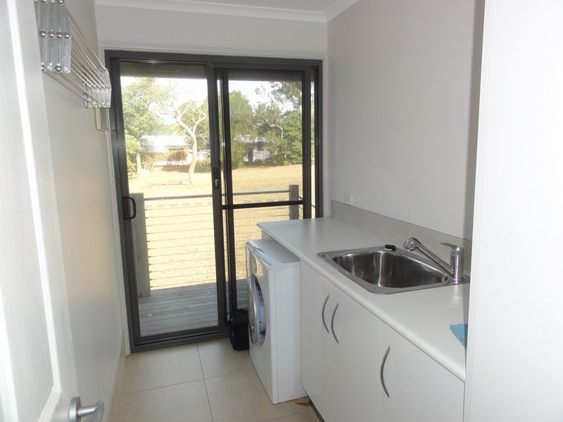 84 Gloucester Avenue, Hideaway Bay QLD 4800