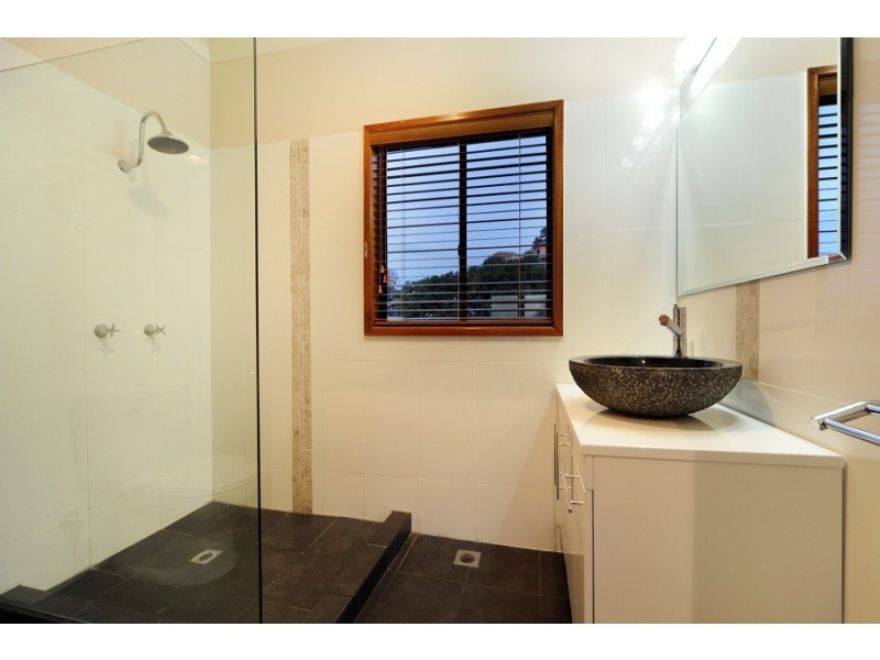 7 Kara Crescent, Airlie Beach QLD 4802