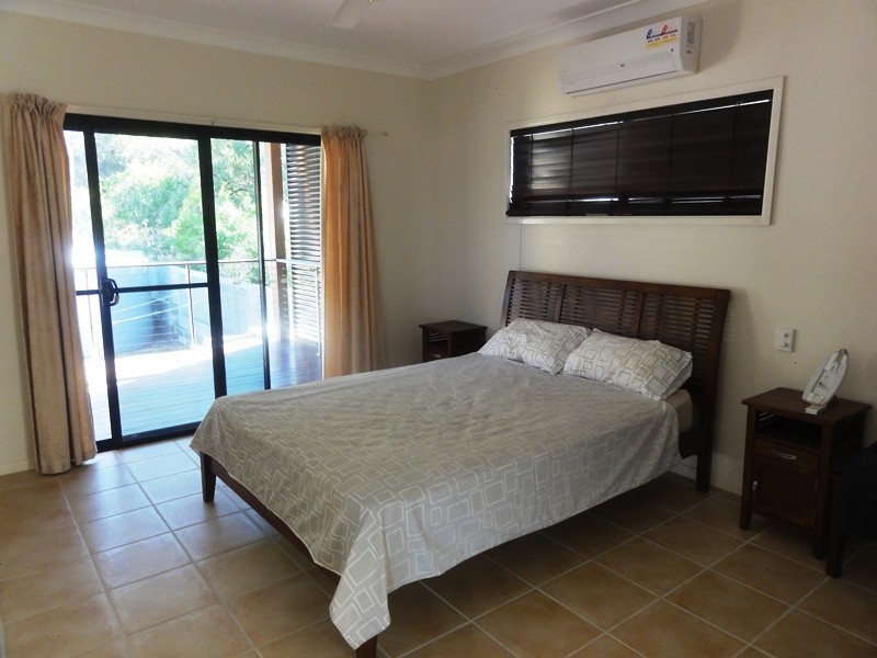 109 Gloucester Avenue, Hideaway Bay QLD 4800