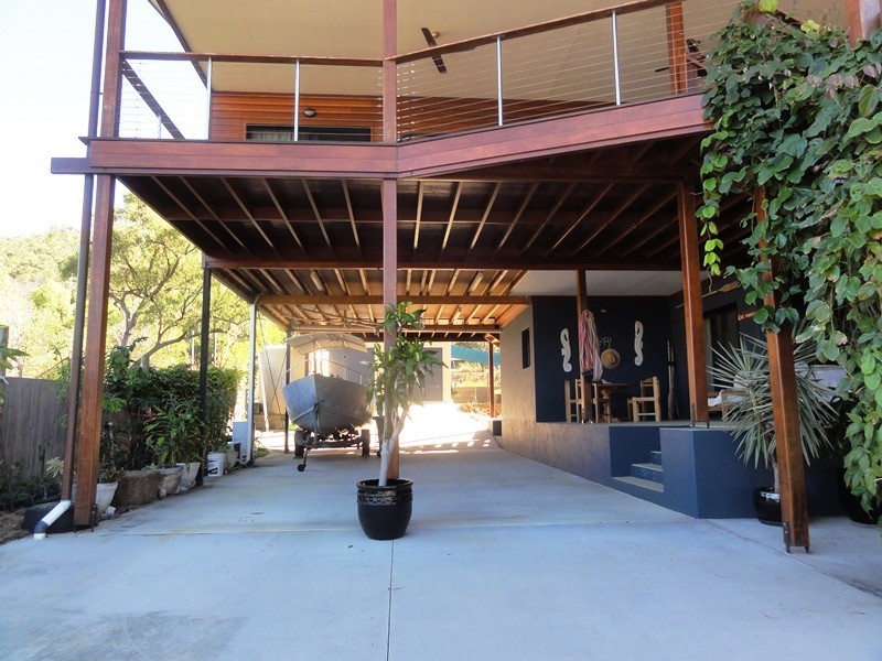 109 Gloucester Avenue, Hideaway Bay QLD 4800