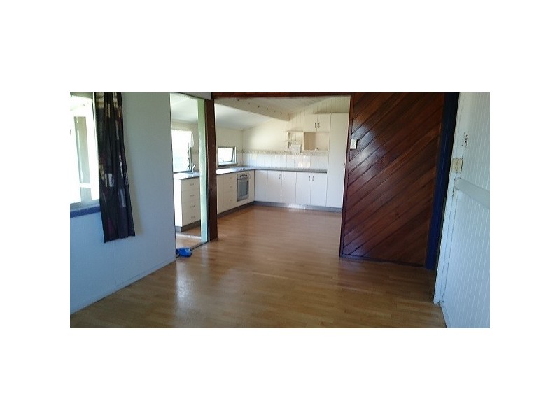 118 Faust Street, Proserpine QLD 4800