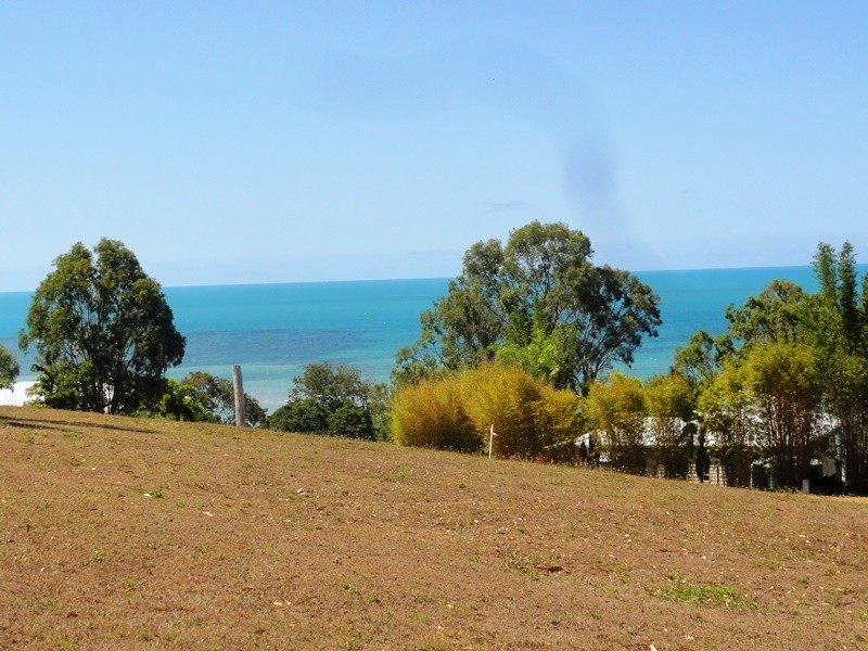 2 / 5 Gloucester Avenue, Hideaway Bay QLD 4800