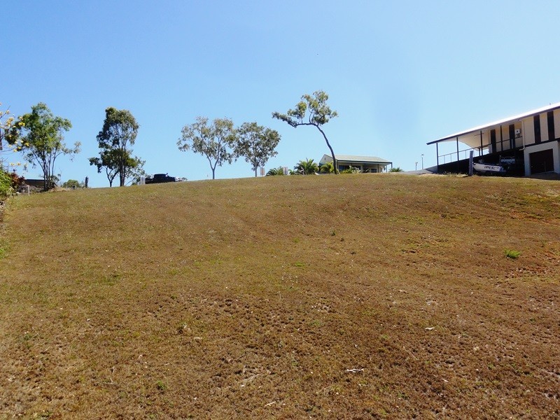 2 / 5 Gloucester Avenue, Hideaway Bay QLD 4800