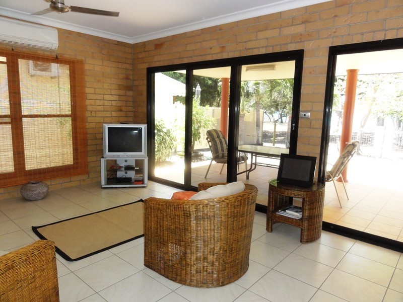 37 Pioneer Drive, Dingo Beach QLD 4800