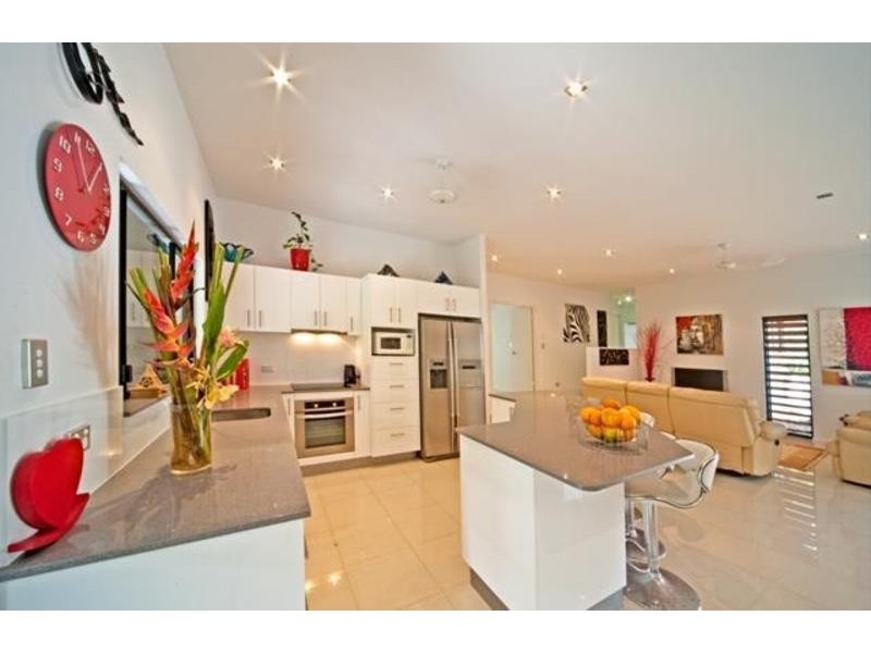 55 Jones, Cannonvale QLD 4802