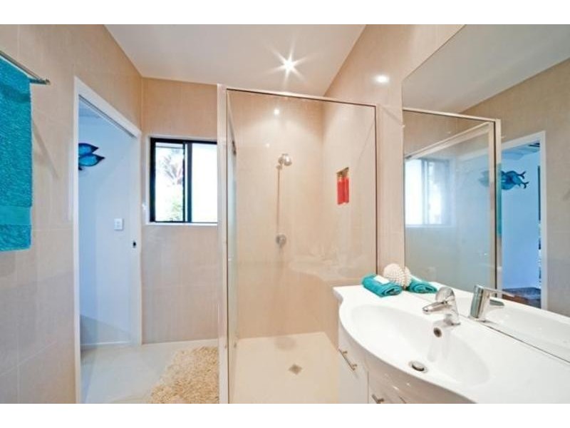 55 Jones, Cannonvale QLD 4802
