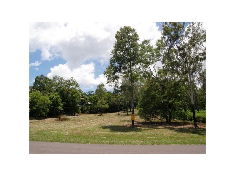 1 Valley Drive, Cannonvale QLD 4802