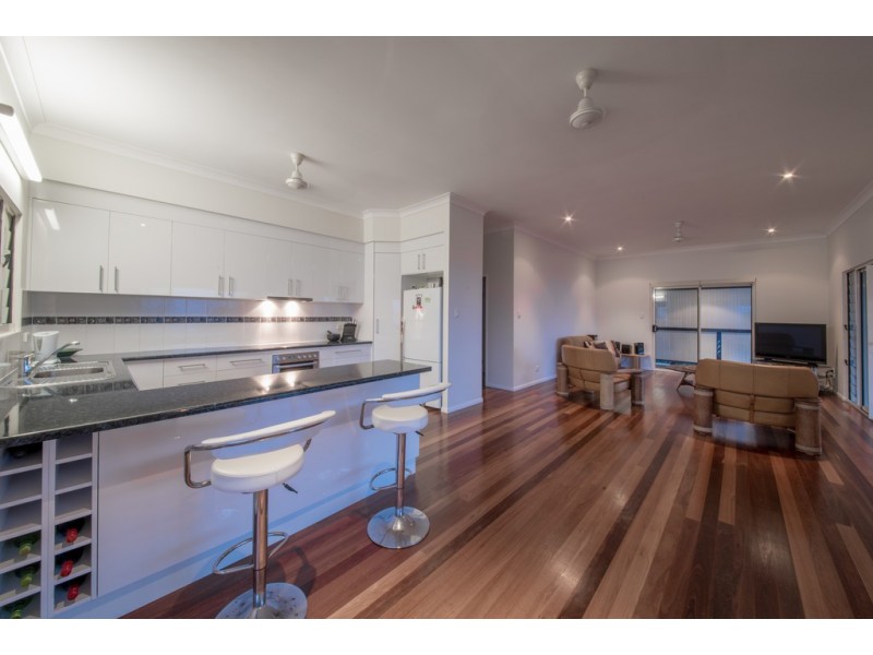 7 Cowry Crescent, Dingo Beach QLD 4800