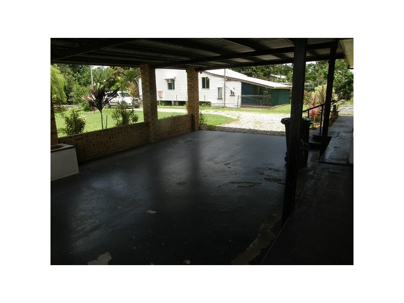 73A Faust St, Proserpine QLD 4800