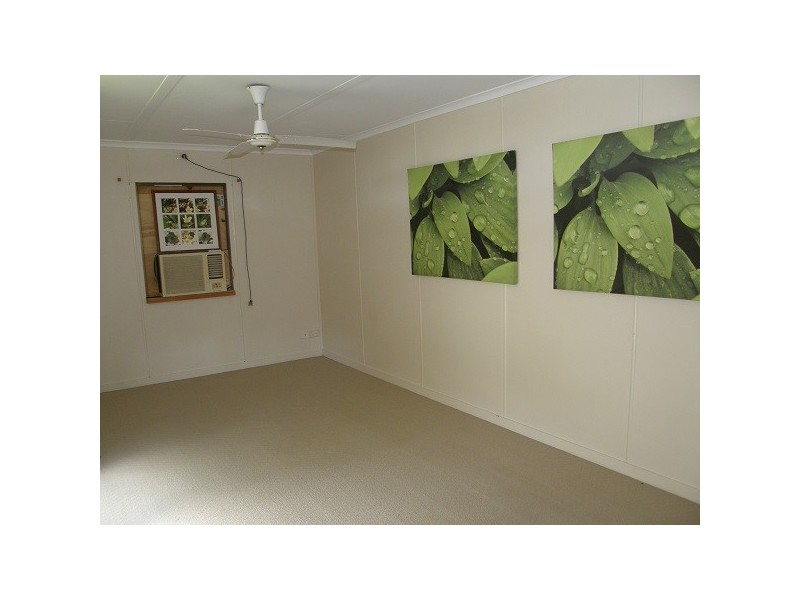 73A Faust St, Proserpine QLD 4800