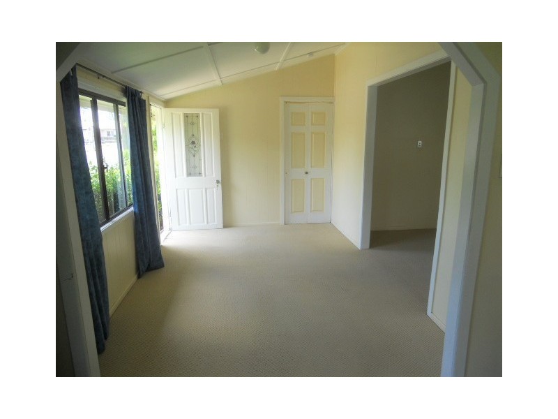 6 Chapman Street, Proserpine QLD 4800
