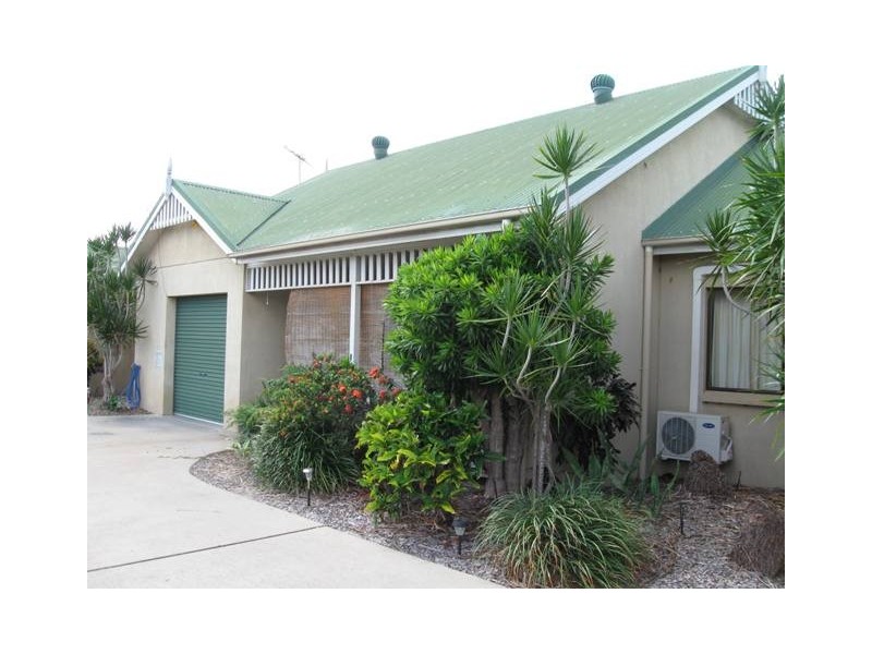 2/16 Gardenia Street, Proserpine QLD 4800