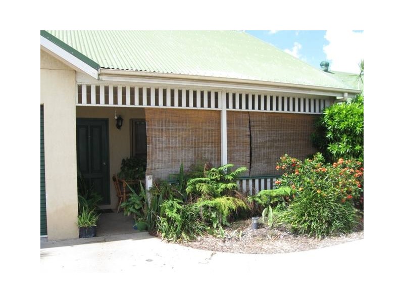 2/16 Gardenia Street, Proserpine QLD 4800