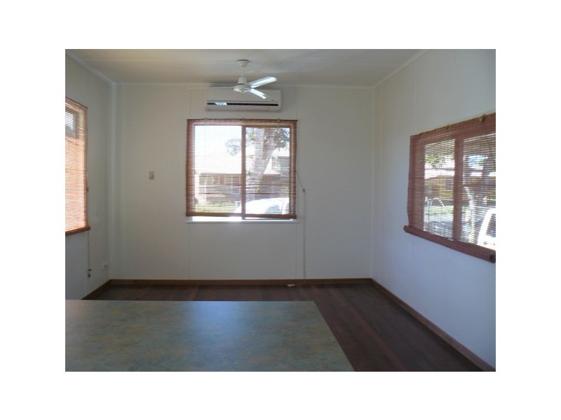 1 / 10 Fuljames Street, Proserpine QLD 4800