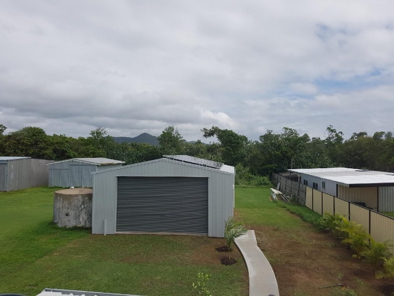 17 Shannon Street, Midge Point QLD 4799