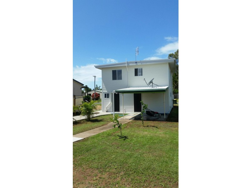 17 Shannon Street, Midge Point QLD 4799