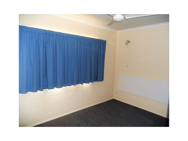 1 / 4 Jasmine Drive, Proserpine QLD 4800