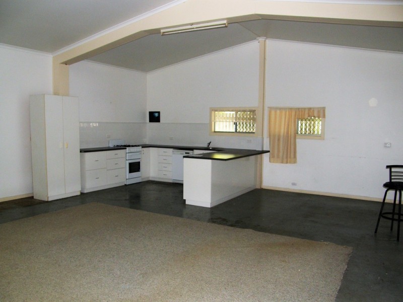 7 Lindeman Drive, Bloomsbury QLD 4799