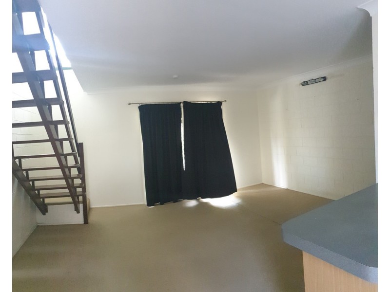 4 / 13 Davy Avenue, Proserpine QLD 4800