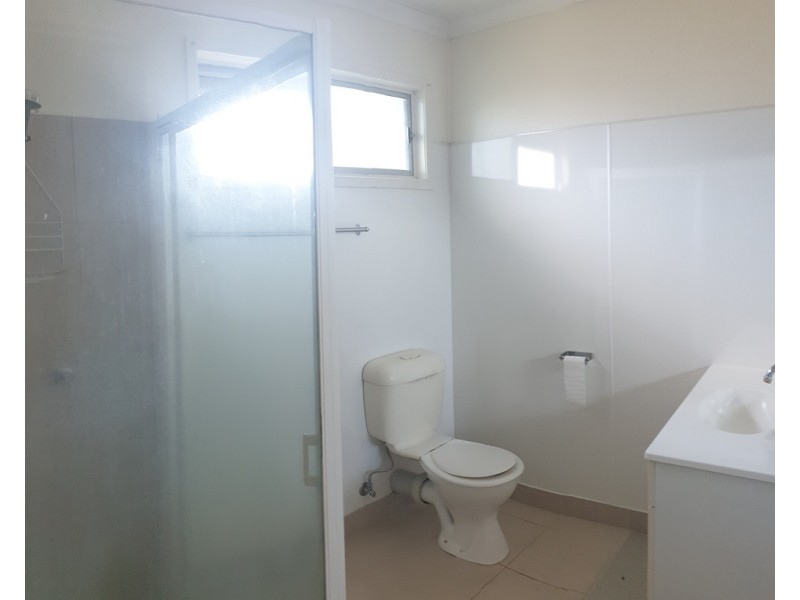 4 / 13 Davy Avenue, Proserpine QLD 4800