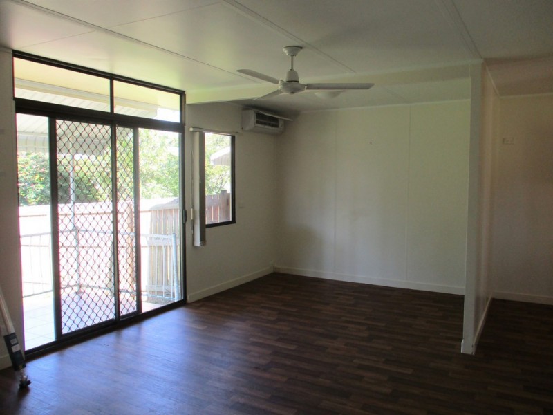 1 / 16 Usher Road, Mount Julian QLD 4800
