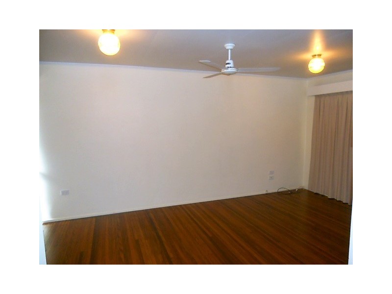 10 Atkinson Street, Proserpine QLD 4800