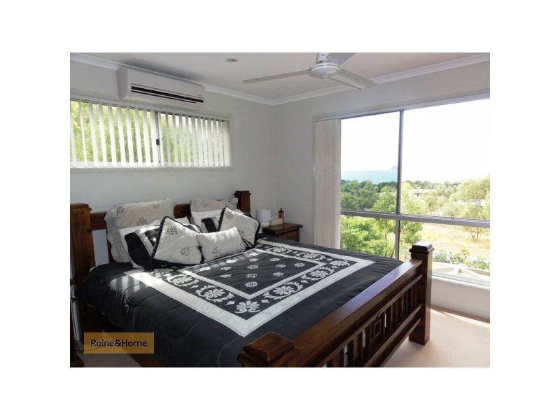 14 Rattray Ave, Hideaway Bay QLD 4800