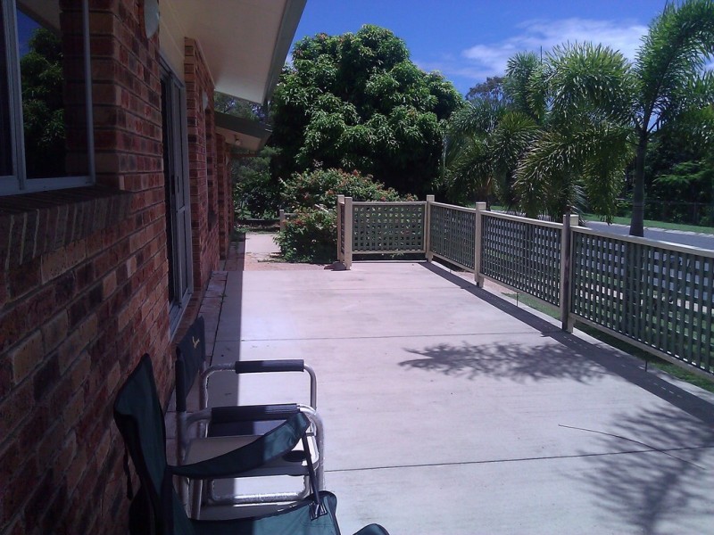 1 Gloucester Ave, Hideaway Bay QLD 4800