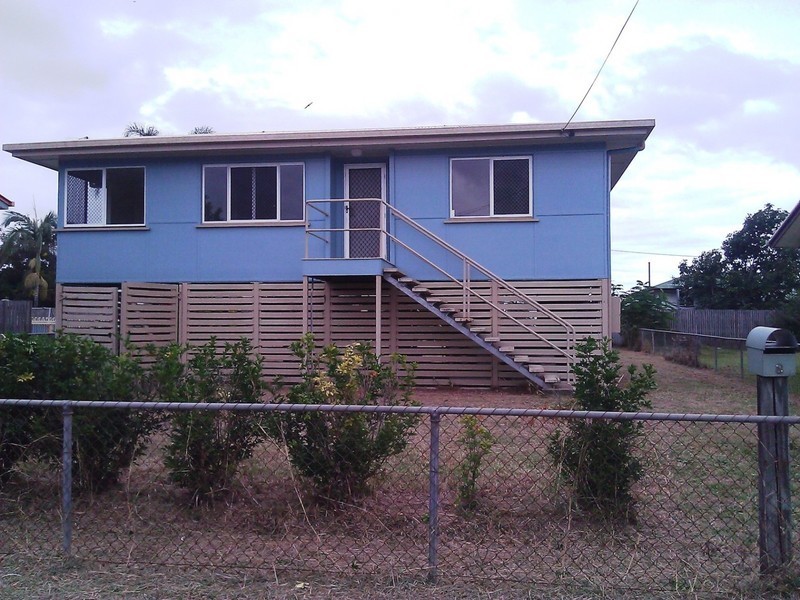 8 Philip St, Proserpine QLD 4800