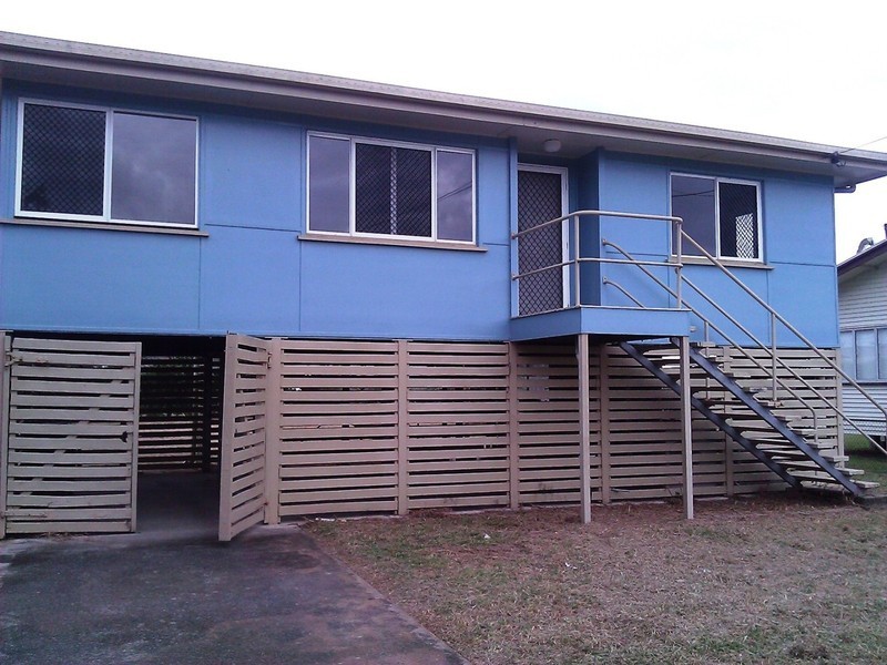 8 Philip St, Proserpine QLD 4800