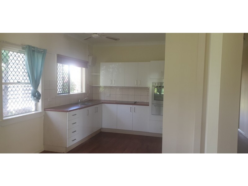 38 Taylor Street, Proserpine QLD 4800