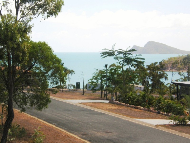 1 Olden Court, Hideaway Bay QLD 4800