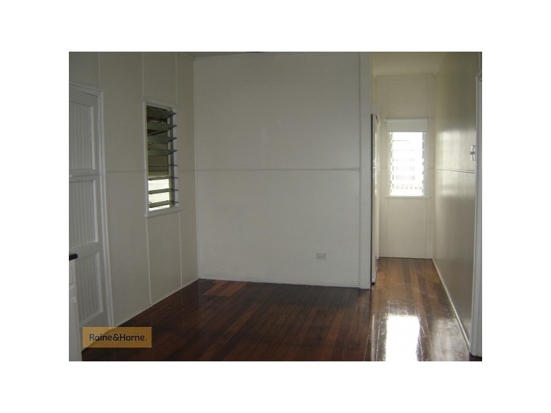 6 Jupp Street, Proserpine QLD 4800