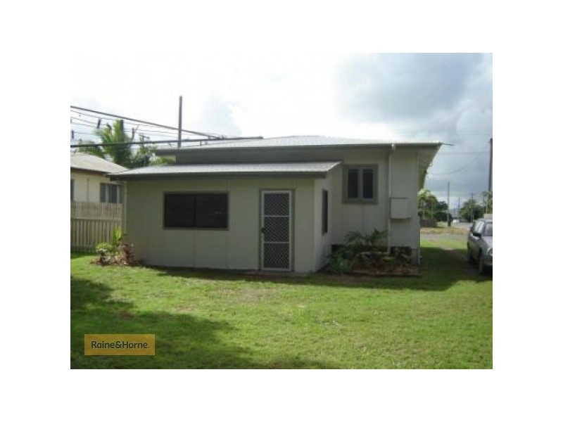 6 Jupp Street, Proserpine QLD 4800