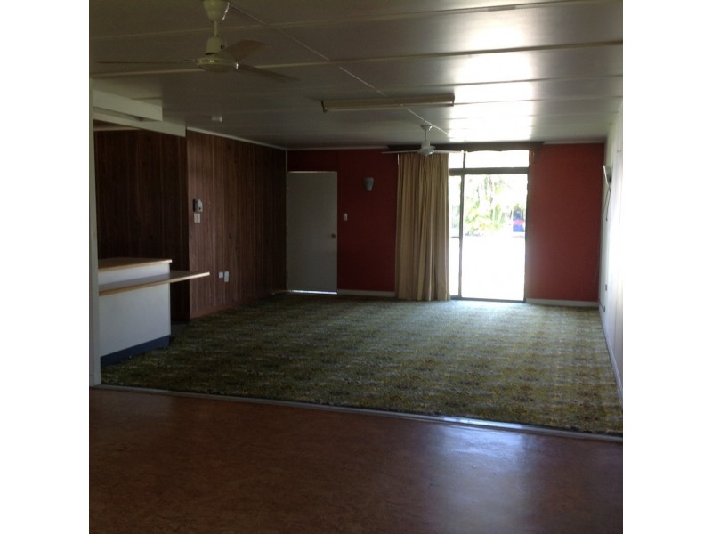 12 Atkinson Street, Proserpine QLD 4800