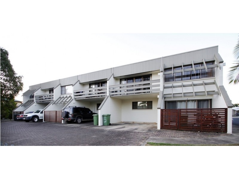 1 / 5 Marathon Street, Proserpine QLD 4800